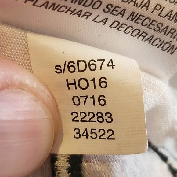 Inc Sequin Lip Print White T-Shirt - Picture 5 of 8